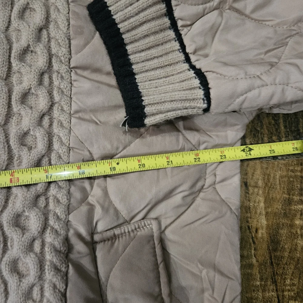 Sunday‎ Up Women's Oversized Quilted Cardigan Sweater. Size M/L